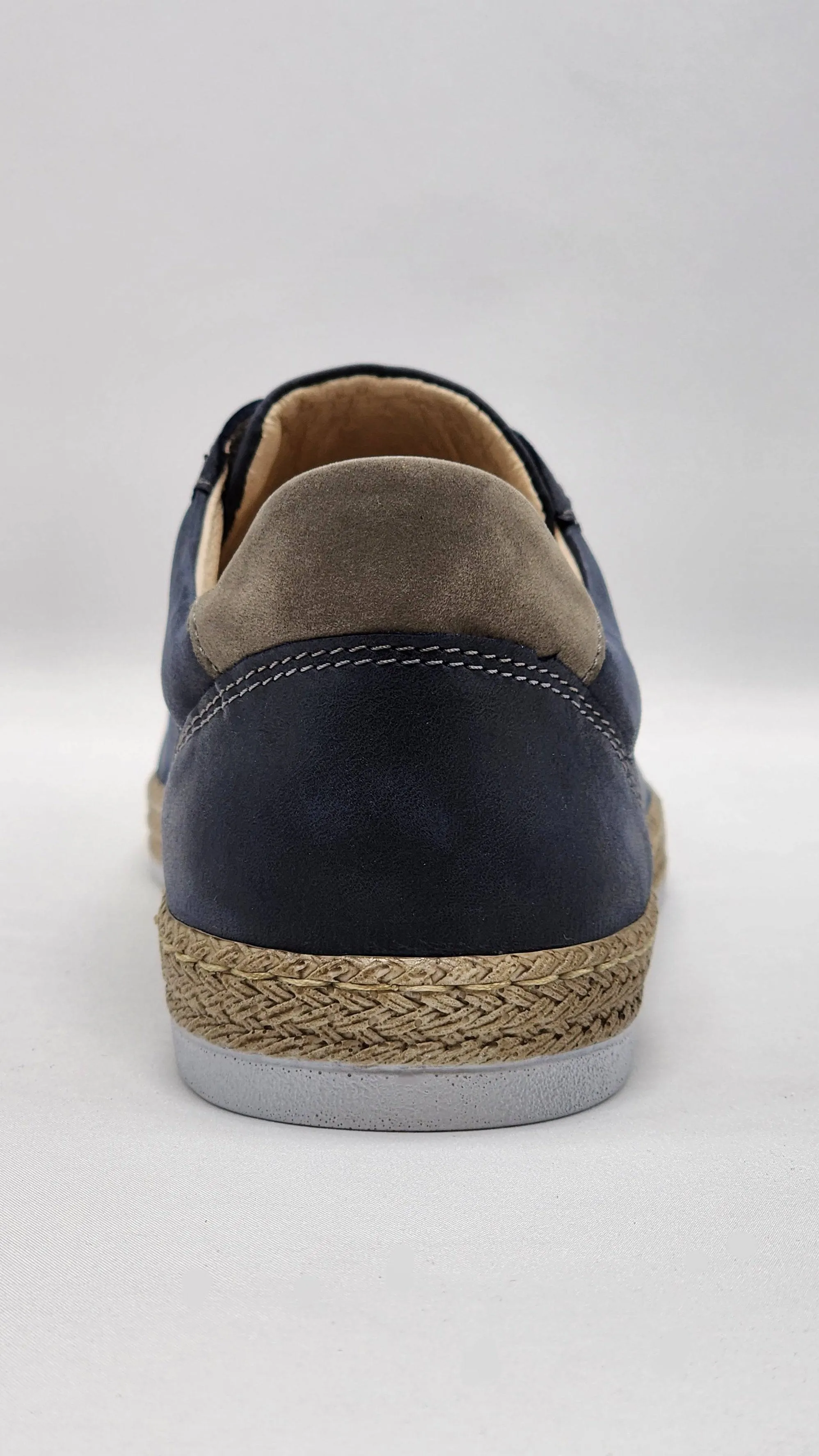 Women's Lifestyle Slip-On Leather Sneakers - Navy