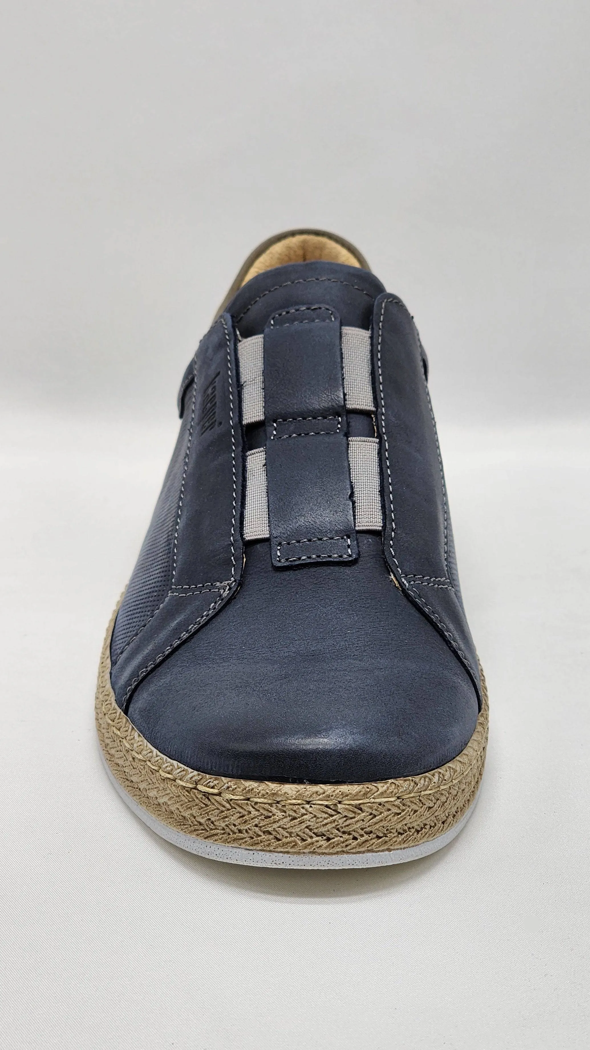 Women's Lifestyle Slip-On Leather Sneakers - Navy
